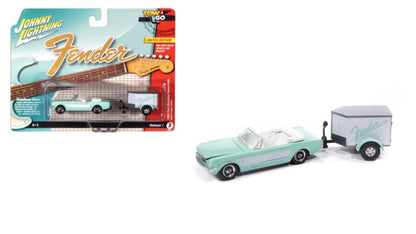 Ford Mustang Convertible 1965 avec petite remorque fermée – Johnny Lightning 1:64 – JLBT023-C