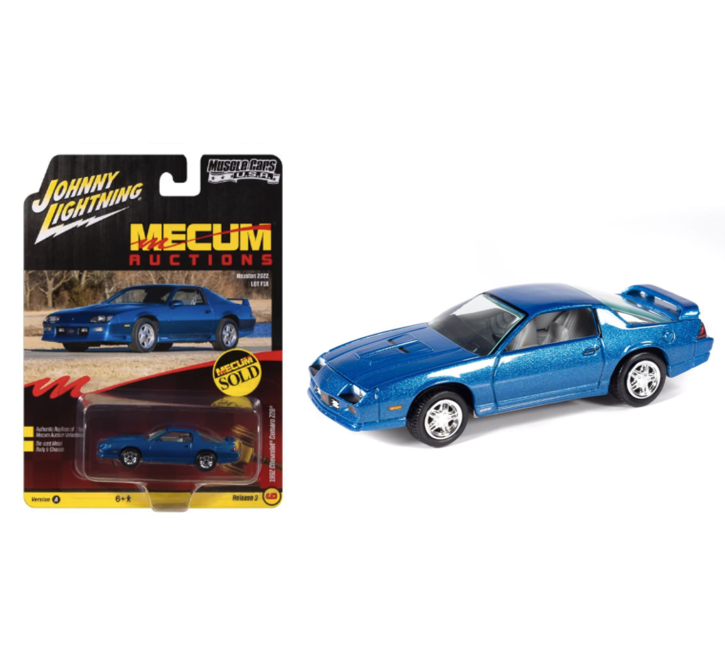 Johnny Lightning 1:64 Muscle Cars USA 1992 Chevrolet Camaro Z28 – Medium Quasar Blue – Mecum Auctions – JLCM035-3A-6