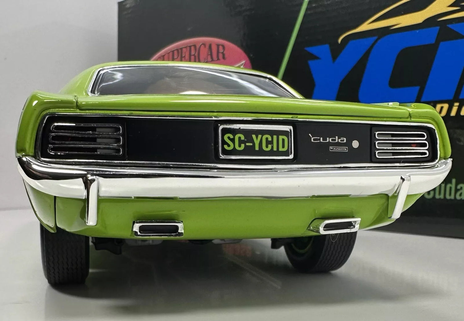 1970 Plymouth Cuda 440-6, Coupe (Limitée à 240 unités seulement-Limited to 240 units only)