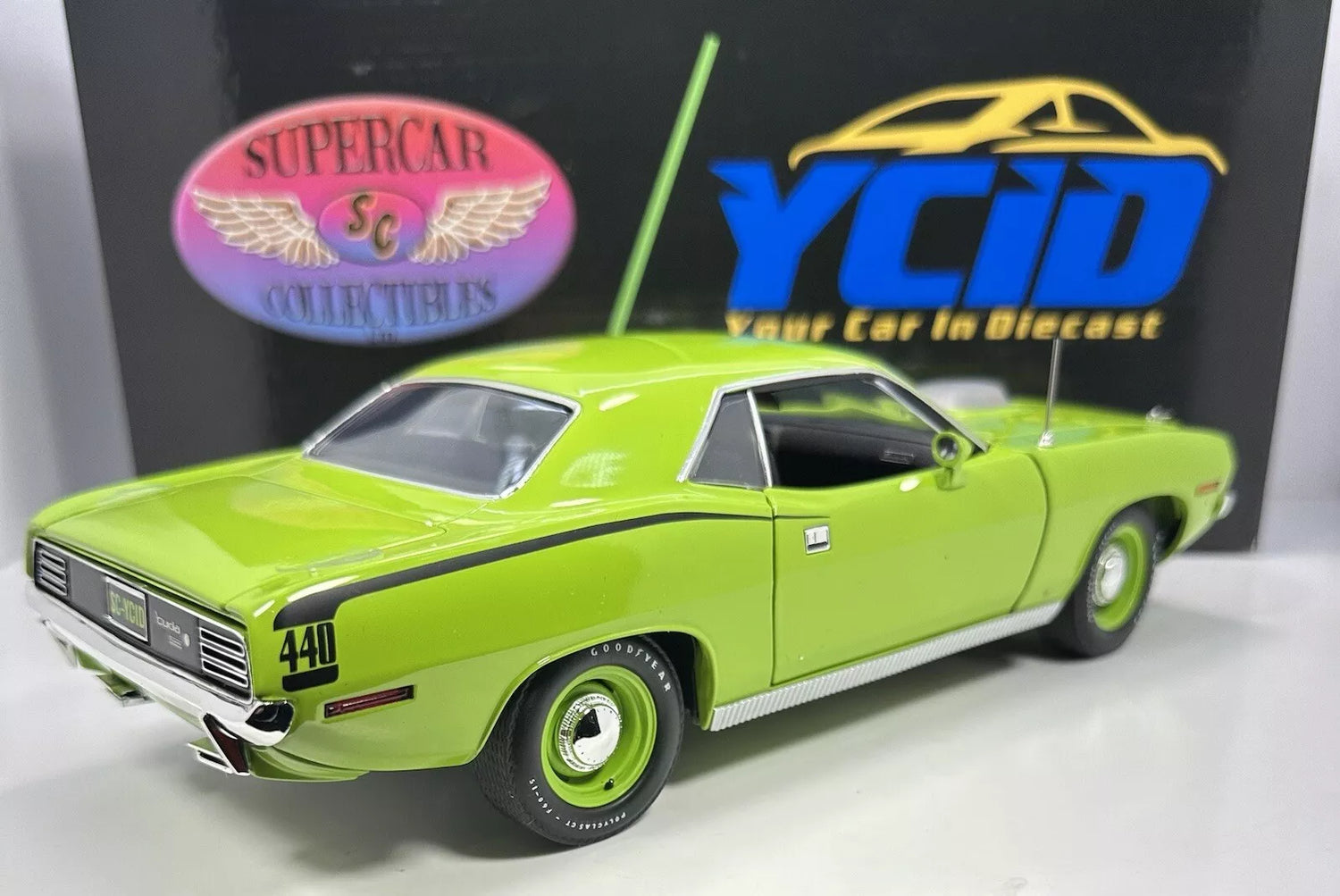 1970 Plymouth Cuda 440-6, Coupe (Limitée à 240 unités seulement-Limited to 240 units only)