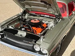1970 DODGE CHALLENGER R/T 440 SILVER (Limité à 150-Limited to 150)