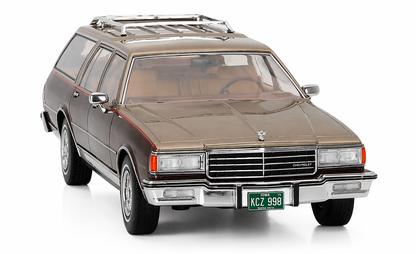 MCG 1/18"-Chevrolet Caprice Estate Wagon (Beige w/Wood Grain)