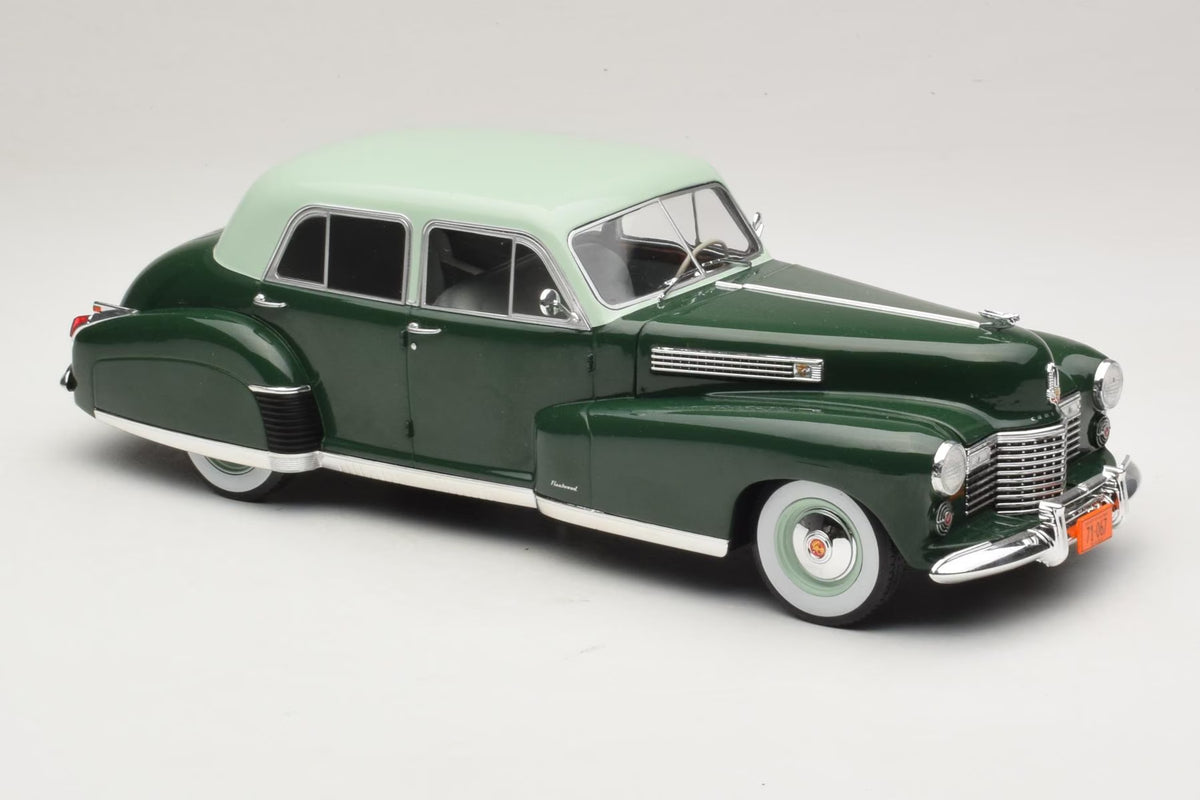 MCG 1:18 Cadillac Fleetwood Series 60 Special Sedan 1941 – Vert foncé / Vert clair – MCG18657