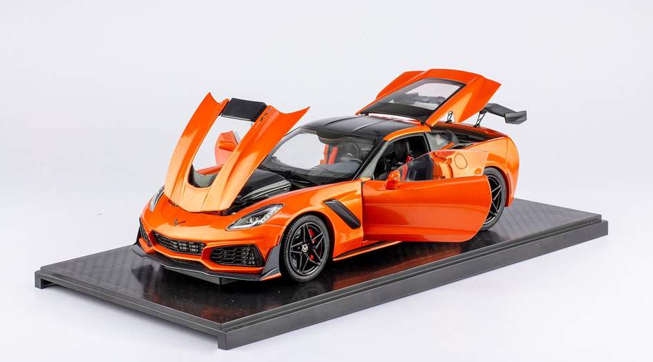 2019 Chevrolet Corvette ZR1 (Sebring Orange Tintcoat)