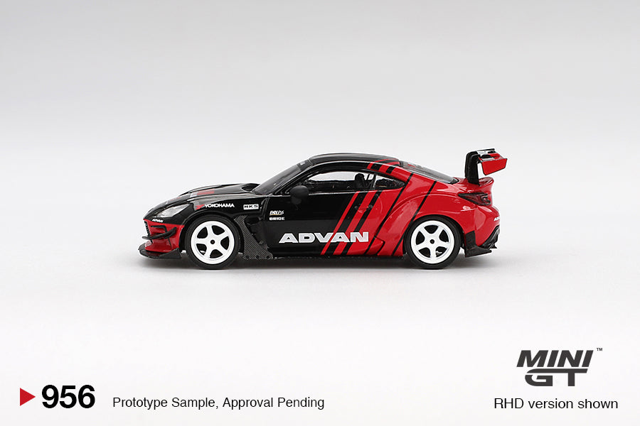 (PRE-ORDER 2025) Toyota GR86 HKS TYPE R ADVAN 2022 Tokyo Auto Salon