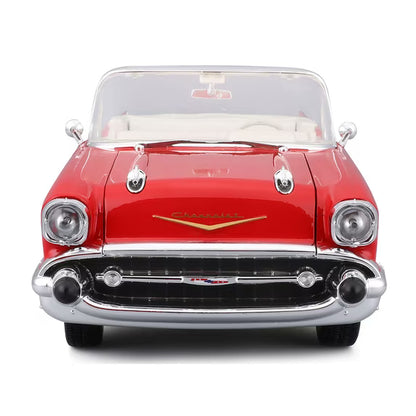 Maisto 1:18 Chevrolet Bel Air Convertible 1957 – Rouge avec intérieur blanc – Special Edition – 31476RD