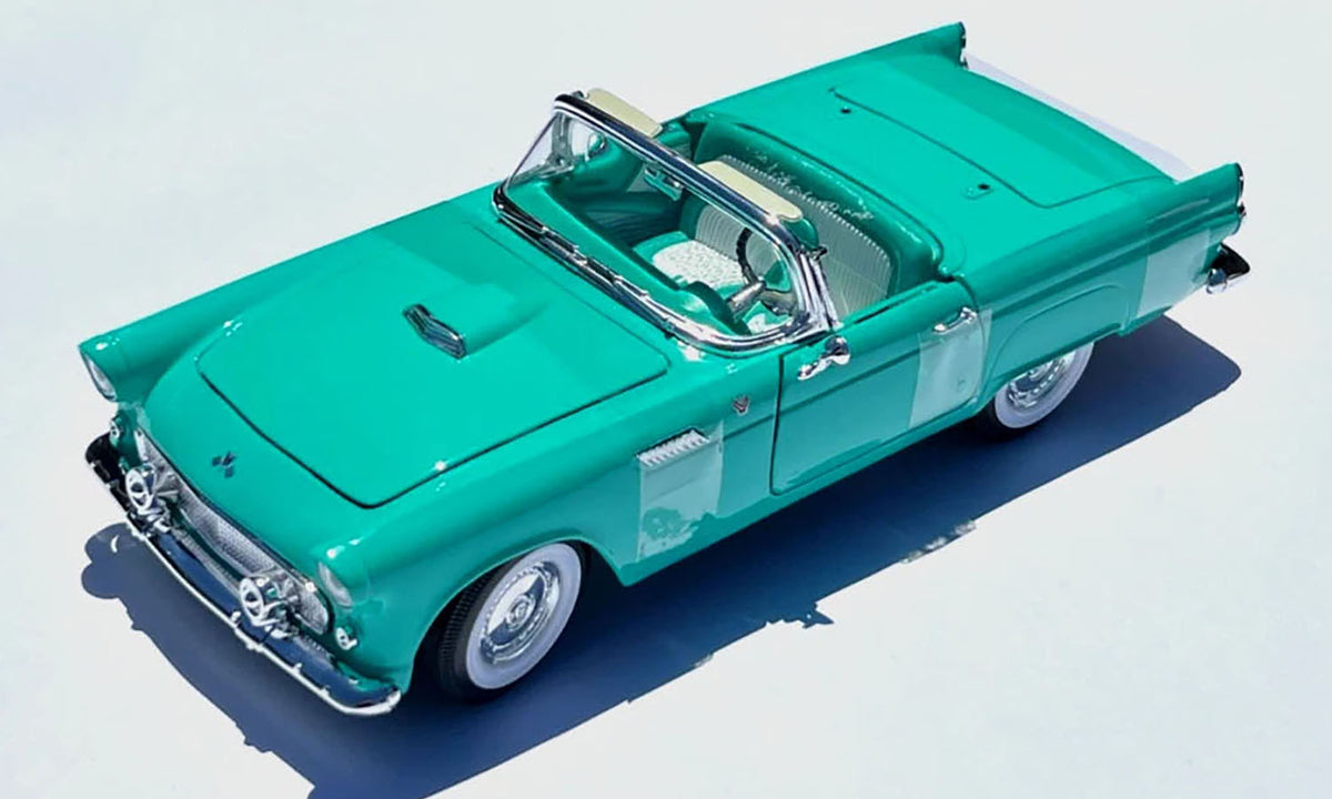 Lucky Diecast – Ford Thunderbird 1955 – Vert – 1:18 – 92068G