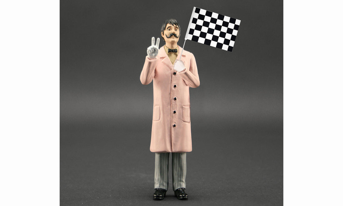 (PRE-ORDER 2026)  DR.OLDS Figurine avec Drapeau-Figure with Flag