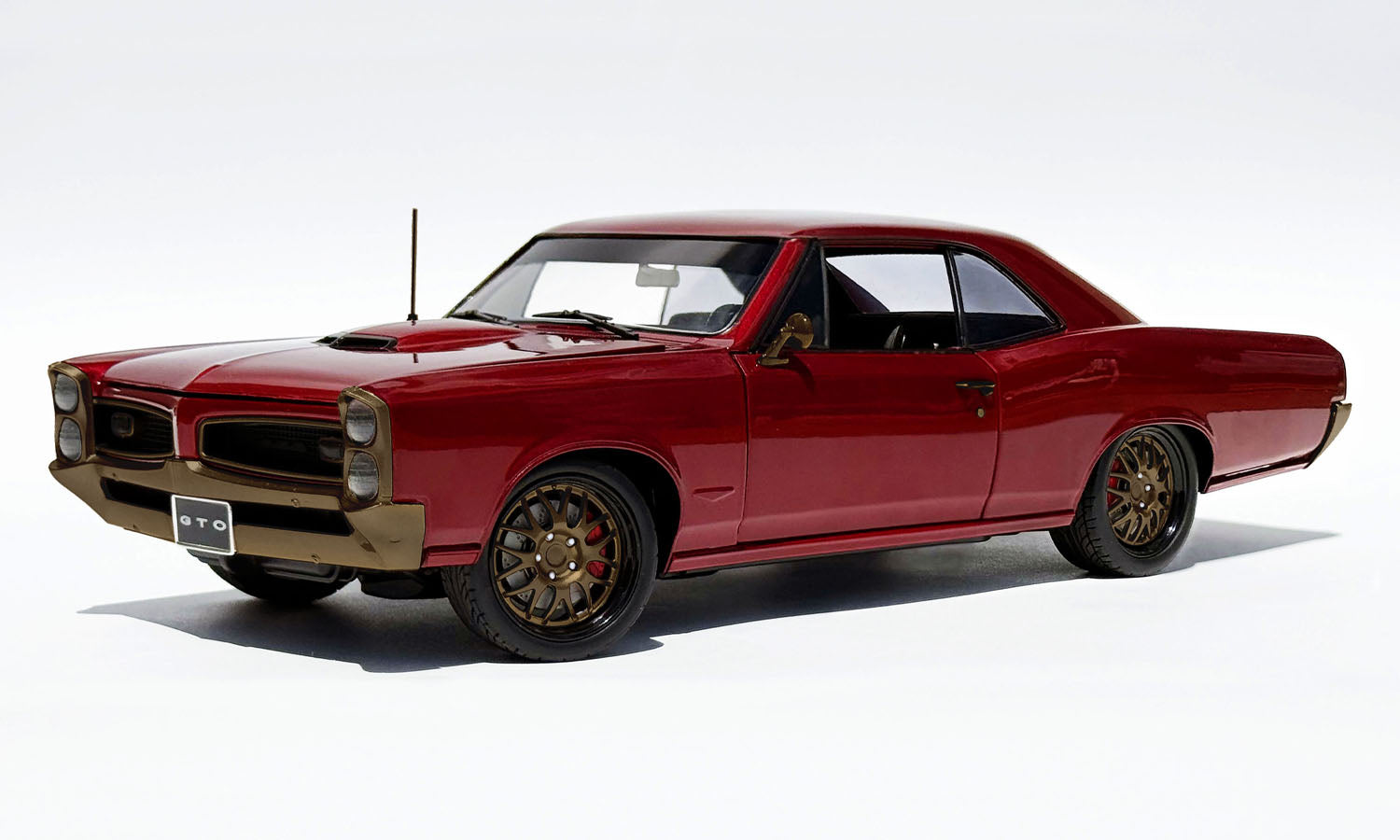 (PRE-ORDER 2027) ACME 1:18 1966 Pontiac GTO Street Fighter Red Pearl – A1801230