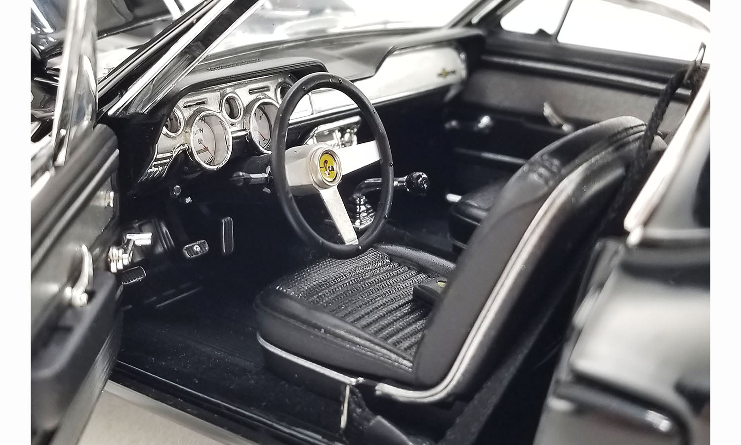 Ford Mustang Shelby GT-500 Restomod "WAR HORSE"