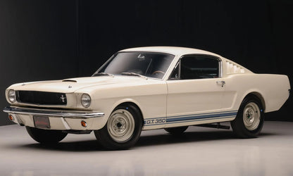 Ford Mustang Shelby GT350 "Snake on a plane"