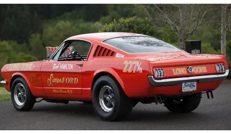 (PRE-ORDER 2027) ACME 1:18 Ford Mustang A/FX “Long Gone” 1965 Rouge – Édition Limitée – A1801898
