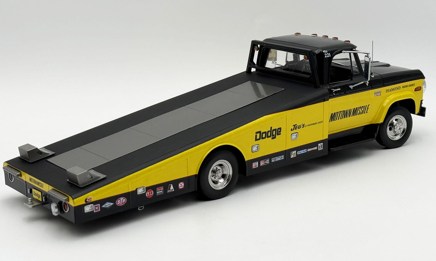 (PRE-ORDER 2026) 1970 Dodge D-300 Ramp Truck - Motown Missile