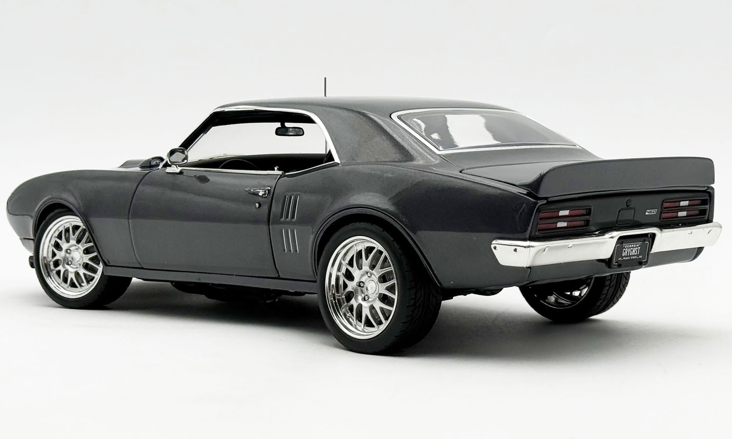 (PRE-ORDER 2025) 1968 Pontiac Firebird- Street Fighter - Silver Bird
