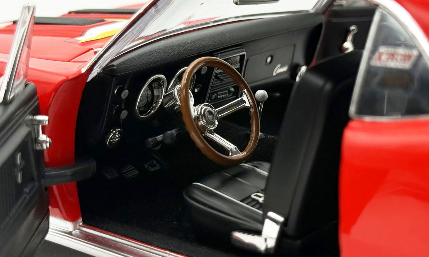 (PRE-ORDER 2026) 1967 Chevrolet Camaro RS/SS Schmidt&