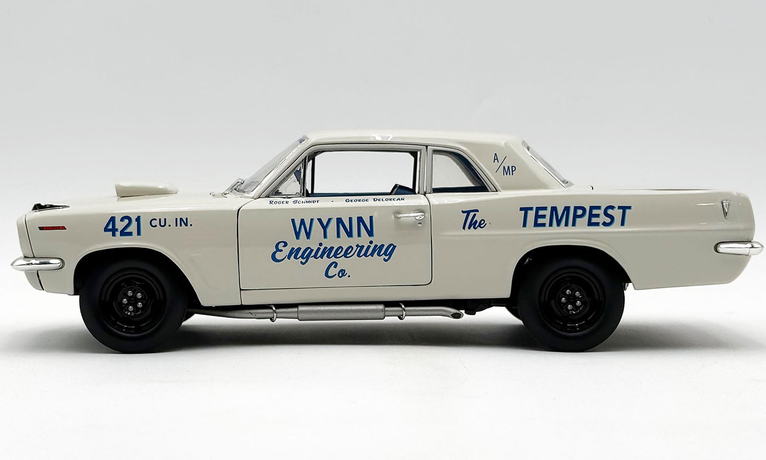 (PRE-ORDER 2026) 1963 Pontiac Tempest Super Duty Wynn Engineering