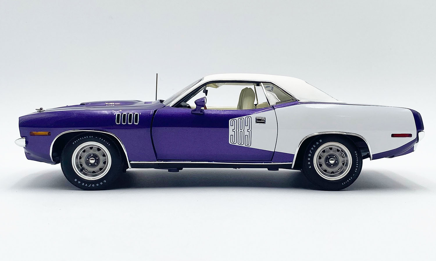 1971 Plymouth Cuda 383 (Vinyl Top)
