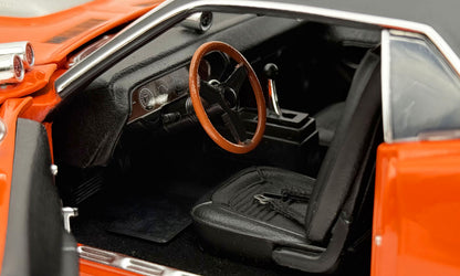 (PRE-ORDER 2026) 1970 Plymouth HEMI Cuda - Sun Kissed Cuda - Sox &amp; Martin
