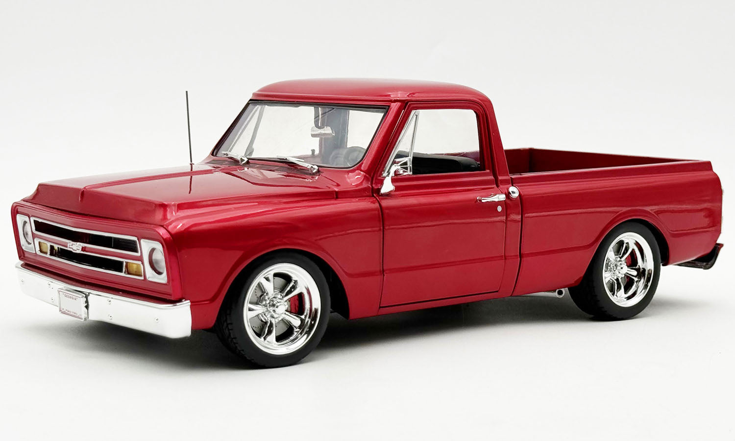 1967 Chevrolet C-10 Custom - Showtime