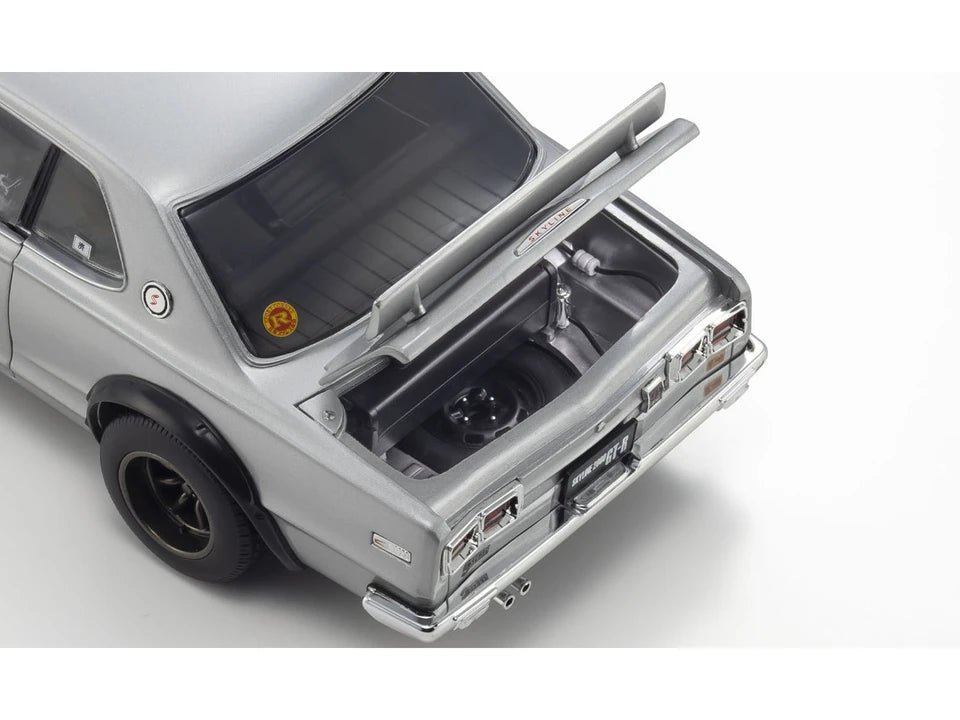 (PRE-ORDER 2027) Kyosho 1:18 – Nissan Skyline 2000 GT-R (KPGC10) Modified – Silver – K08129S