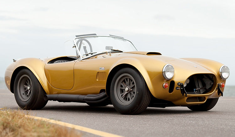 (PRE-ORDER 2027) Shelby Collectibles 1:18 Shelby Cobra 427 S/C 1965 Hertz Gold – SC18008