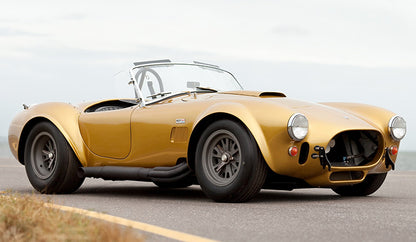 (PRE-ORDER 2027) Shelby Collectibles 1:18 Shelby Cobra 427 S/C 1965 Hertz Gold – SC18008