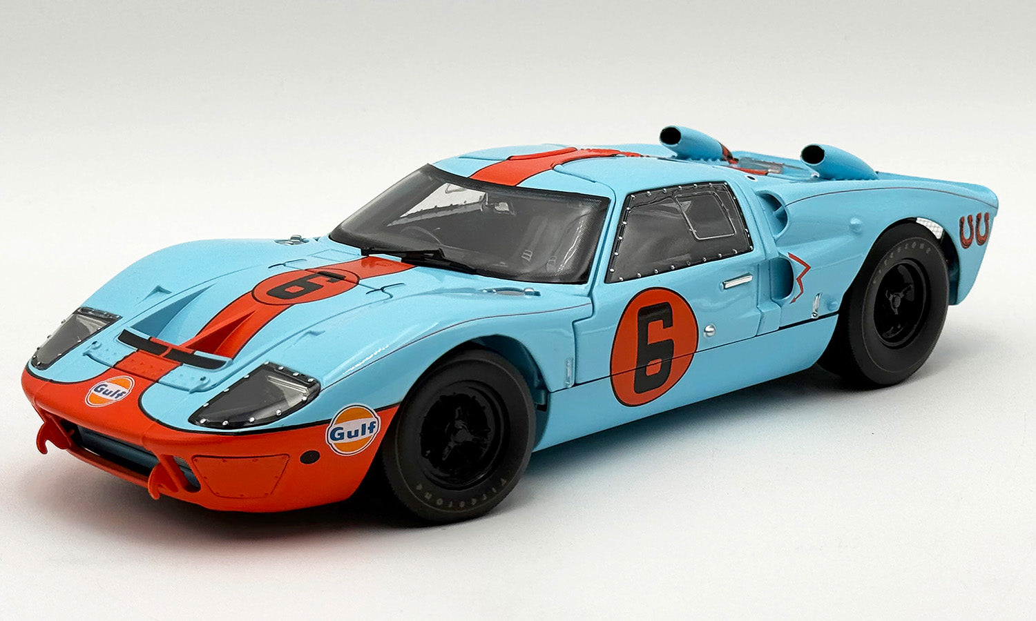 (PRE-ORDER 2027) Shelby Collectibles 1:18 Ford GT40 MKII 