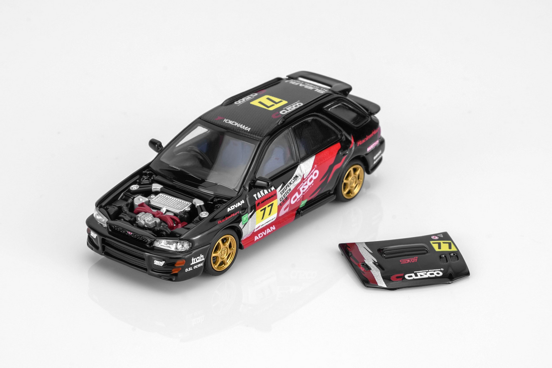 (PRE-ORDER 2026) Subaru Impreza Wagon WRX STi Version VI livrée CUSCO noire – MOTORHELIX 1:64 M67110