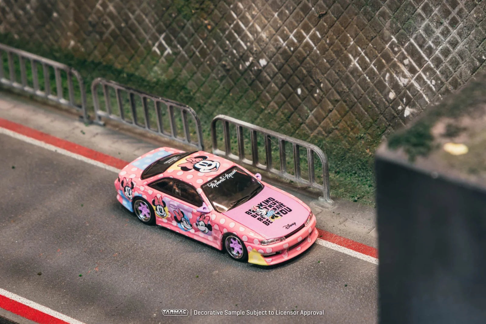 Tarmac Works Global64 1:64-VERTEX Silvia (S14) Minnie Mouse T64G-018-MN 