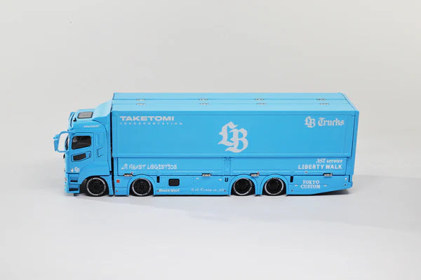 GCD 1:64-LB-Trucks Mitsubishi Fuso Super Great Transporter Baby Blue KS-073-576