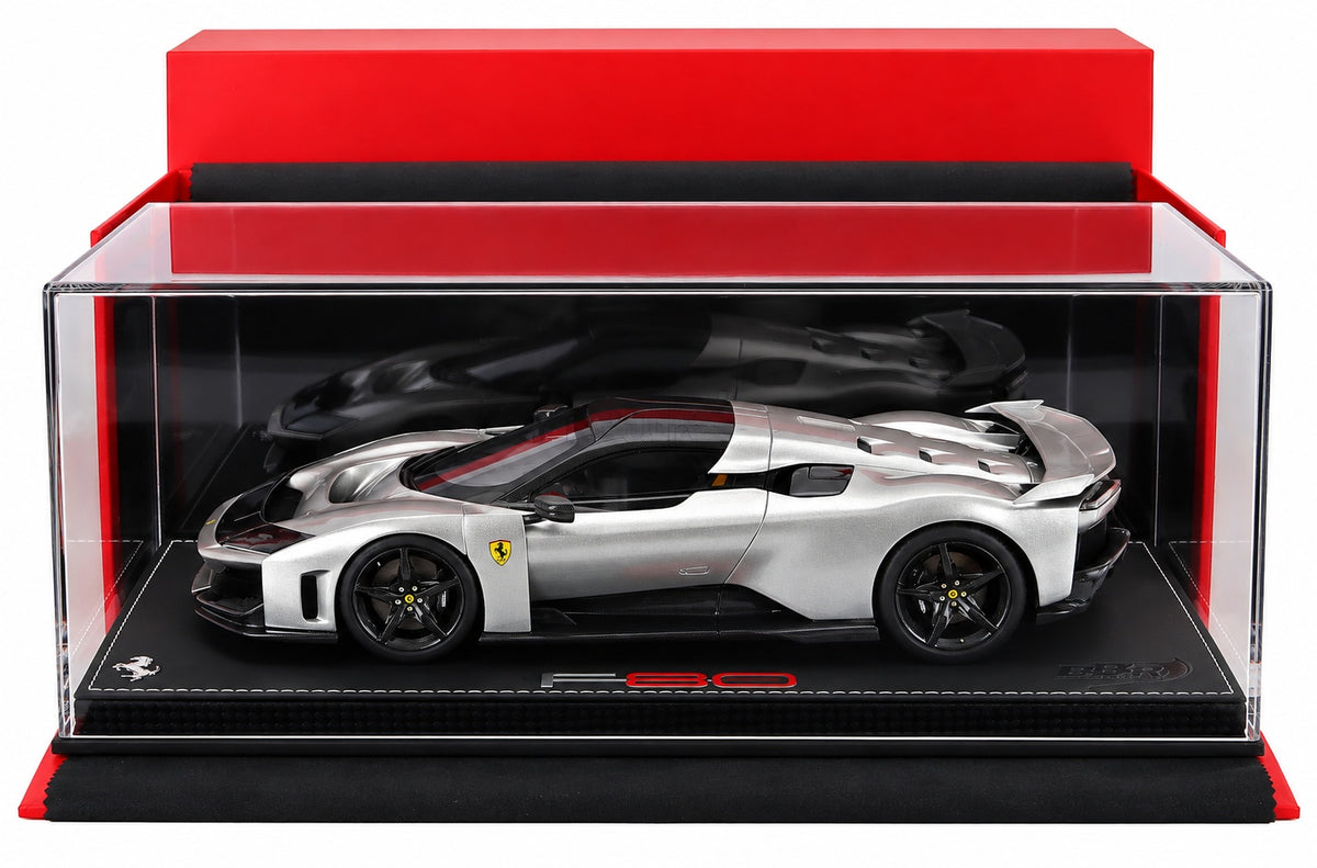 BBR Models Ferrari F80 2024 avec jantes en carbone et vitrine 1:18 – P18253E-VET