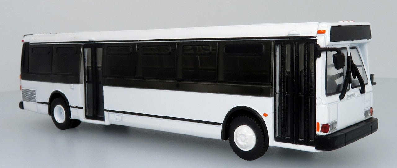 Grumman 870 Transit Bus Blank/White