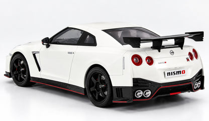 GT Spirit 1:18 Nissan GT-R (R35) Nismo 2016 – GT094