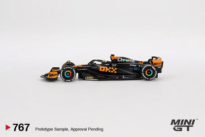MINI GT-McLaren MCL60 
