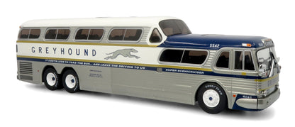 GM PD-4501 Scenicruiser Coach 1:43 Greyhound Bus Lines 50e Anniversaire Iconic Replicas 43-0665