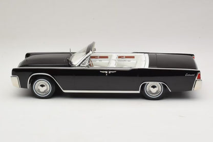 KK-Scale 1:18 Lincoln Continental décapotable 1963 noire – Film Bad Boys avec figurines Mike et Marcus – KKDC181521 + KKFIG052