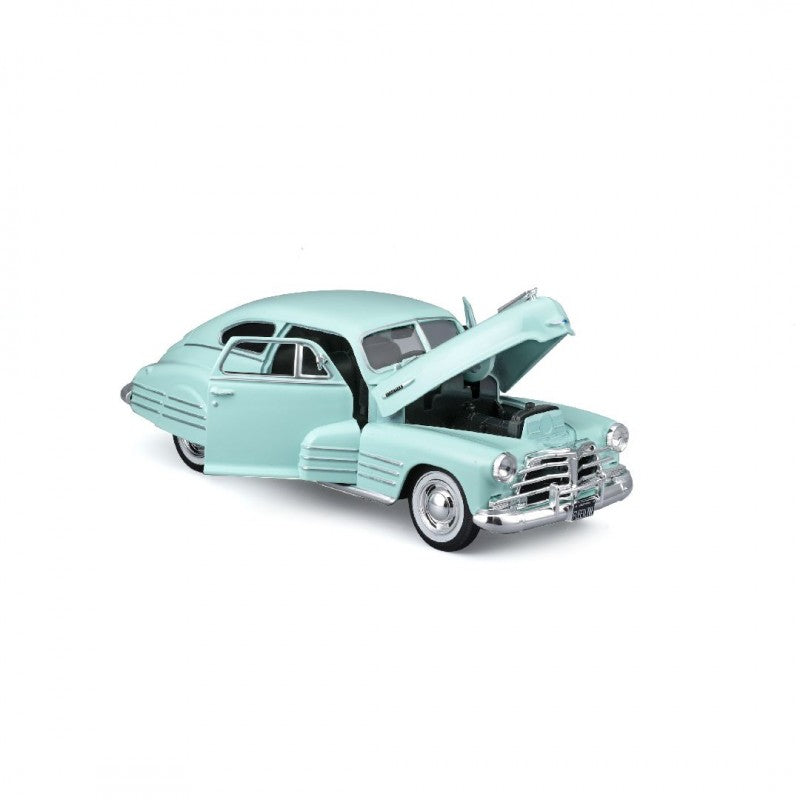 1948 Chevrolet Fleetline Aerosedan (Light Green)
