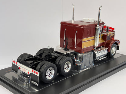 Marmon CHDT 1980 - 1:43 - TR157.22 - IXO Models