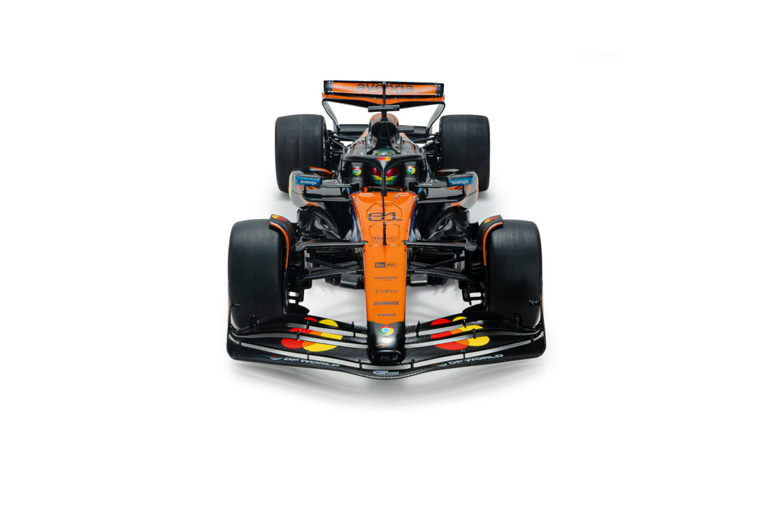 McLaren MCL39 2025 Chinese GP O. Piastri 
