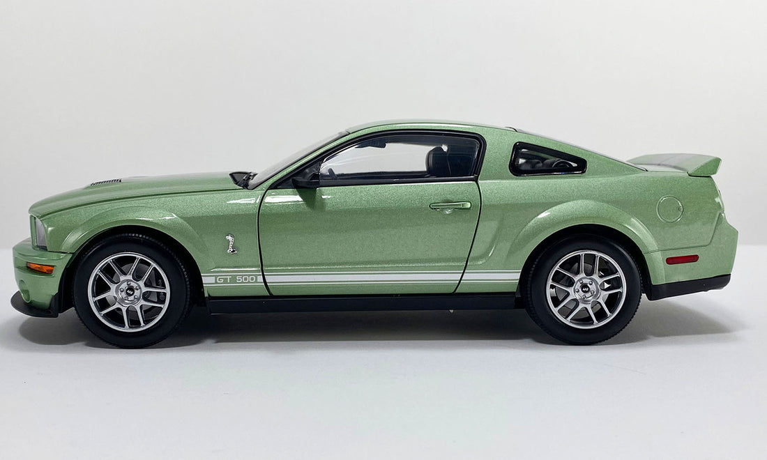 2007 Ford Mustang Shelby GT500 - Lime Green (SC18004)