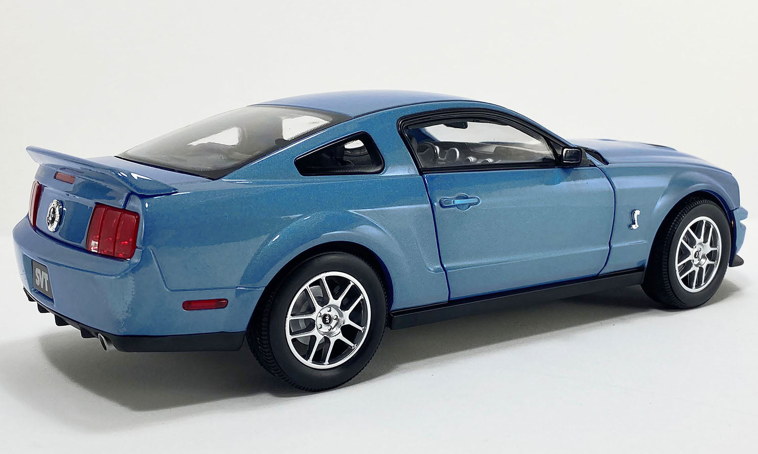 (PRE-ORDER 2024) 2007 Ford Mustang Shelby GT500 - Windveil Blue