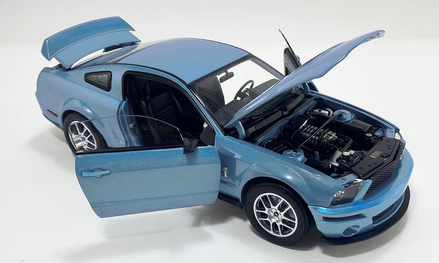 (PRE-ORDER 2024) 2007 Ford Mustang Shelby GT500 - Windveil Blue