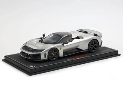 BBR Models Ferrari F80 2024 avec jantes en carbone et vitrine 1:18 – P18253E-VET