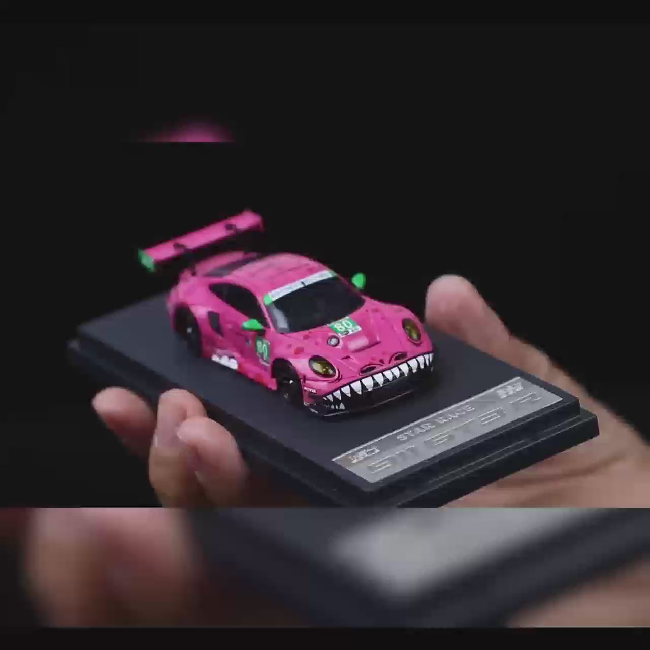 STAR RACE-Porsche 911 GT3 T-Rex (Pink) ***Limit 2 per customer-Limite 2 par client***