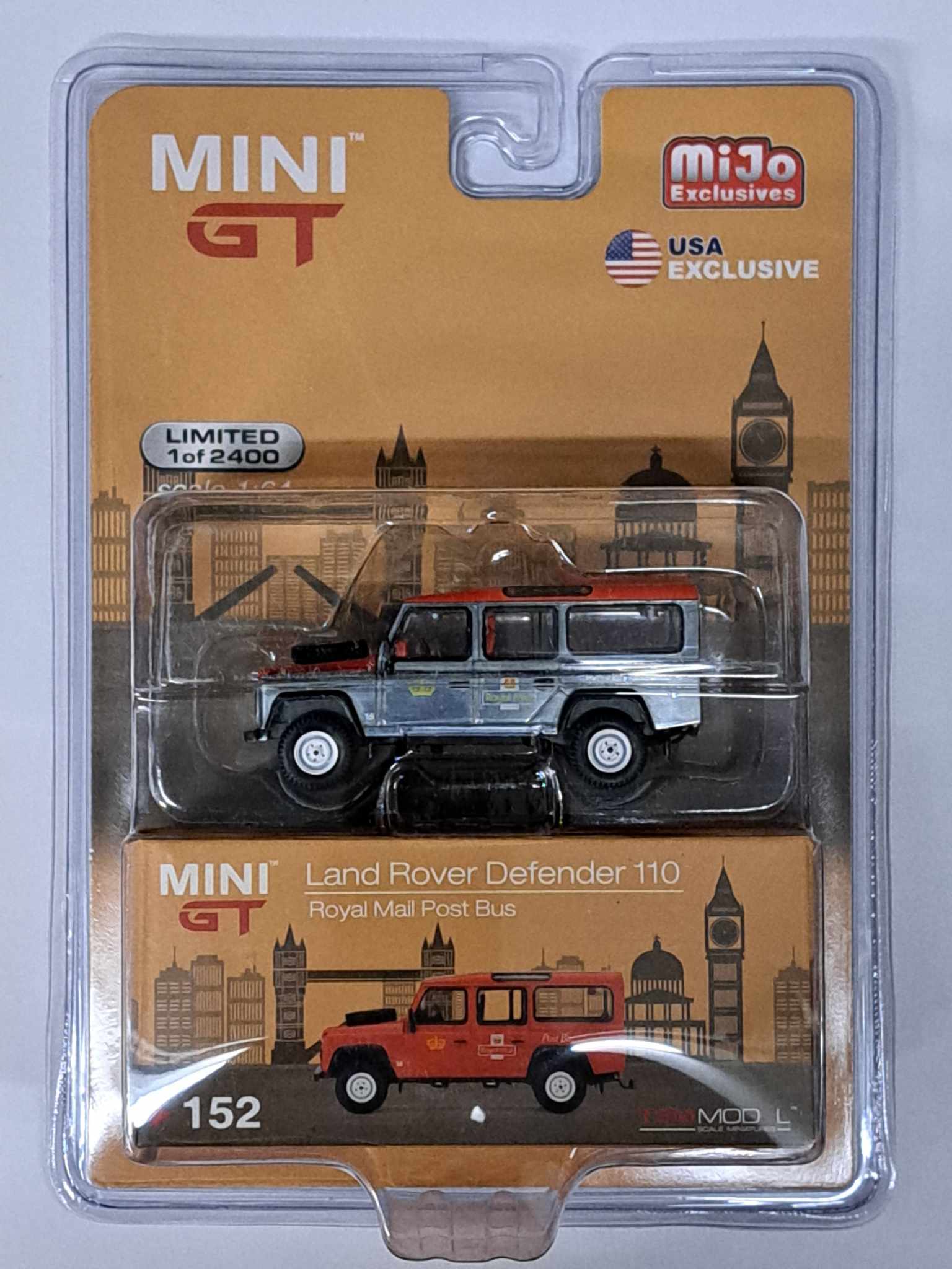 CHASE CAR-Land Rover Defender 110 RHD Royal Mail Post