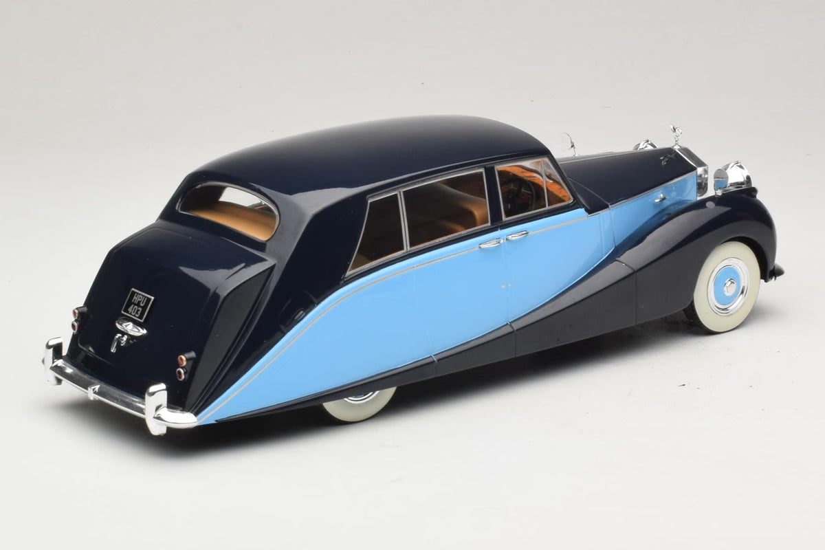 MCG 1:18 Rolls-Royce Silver Wraith Hooper Empress Line Saloon 1956 – Noir / Bleu foncé – MCG18051