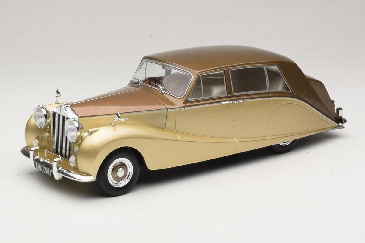 Model Car Group 1:18 1956 Rolls-Royce Silver Wraith Hooper Empress – Brown &amp; Gold – MCG18000