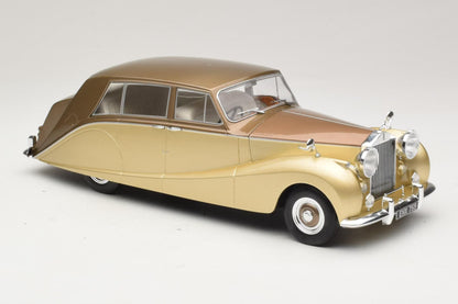 Model Car Group 1:18 1956 Rolls-Royce Silver Wraith Hooper Empress – Brown &amp; Gold – MCG18000