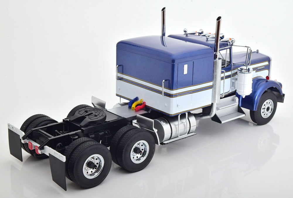 Kenworth W900 Truck Prime Mover (Blue Metallic / White) 1:18 *Voir Note-*See Note