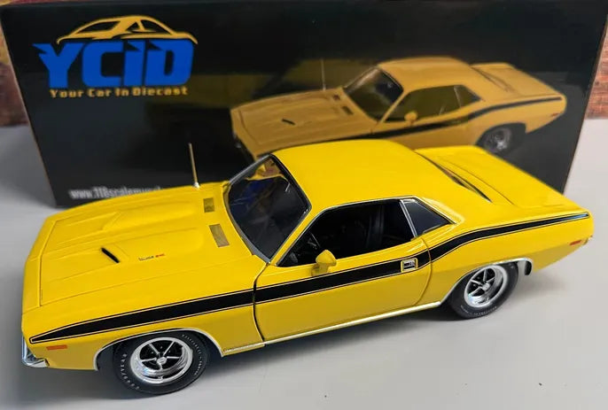 1972 Cuda 340, Coupe Lemon Twist Yellow (Limitée à 199 unité-Limited to 199 units)
